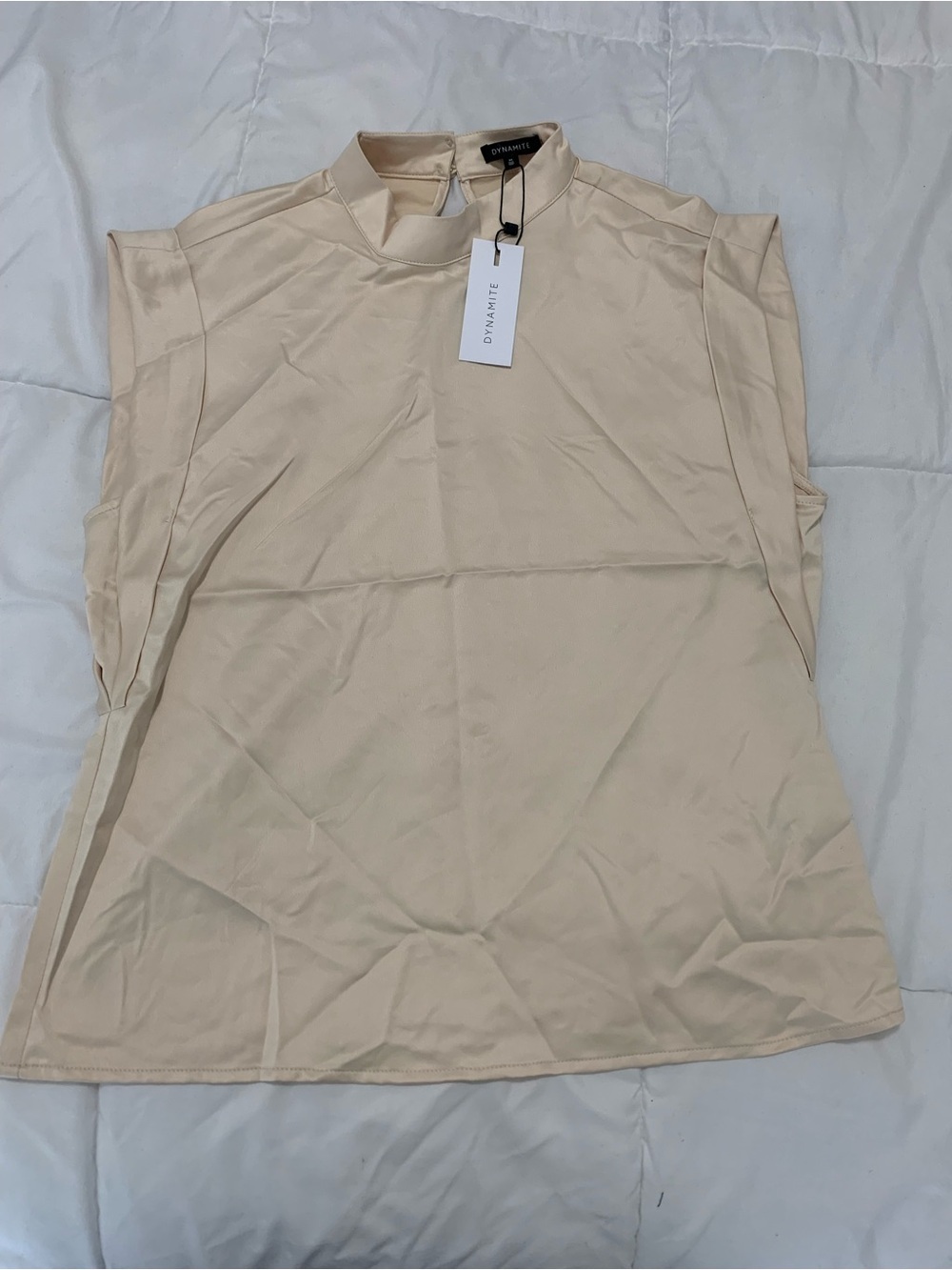 New with tags DYNAMITE shirt womens size M